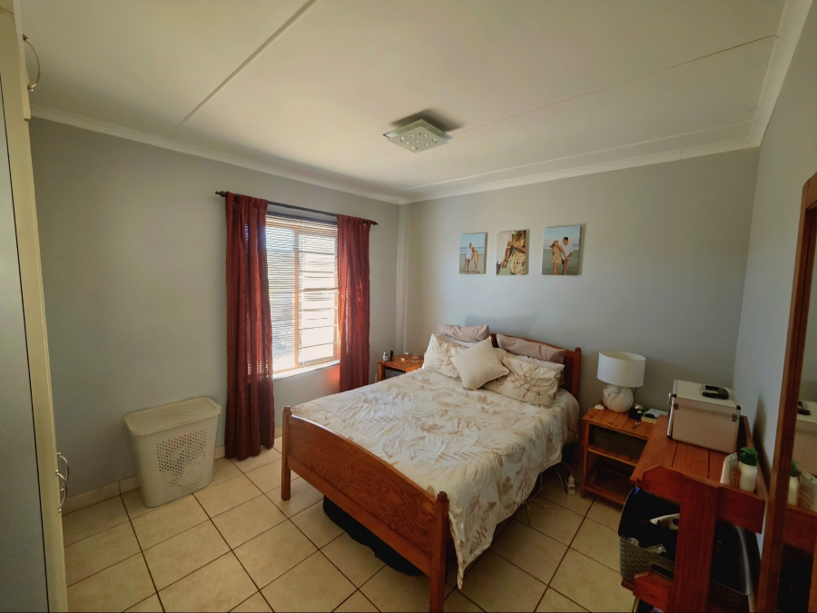 2 Bedroom Property for Sale in Jeffreys Bay Central Eastern Cape